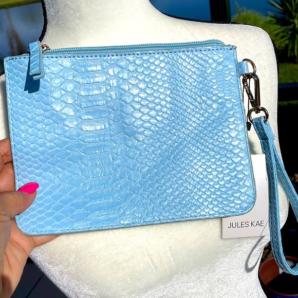 Jules Kae Baby Blue Wristlet Clutch Bag. New. - Picture 4 of 4